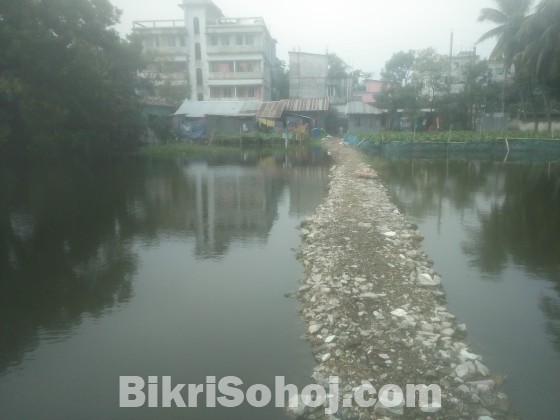 ১১ শতাংস এবং ০৭ শতাংস নিস্কন্ঠ জমি বিক্রয়